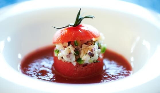 Pomidorki nadziewane sałatką śledziową