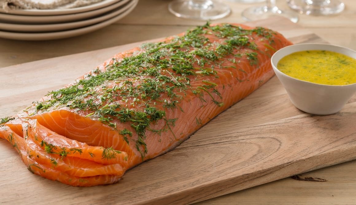 Norweski gravlax z sosem musztardowym